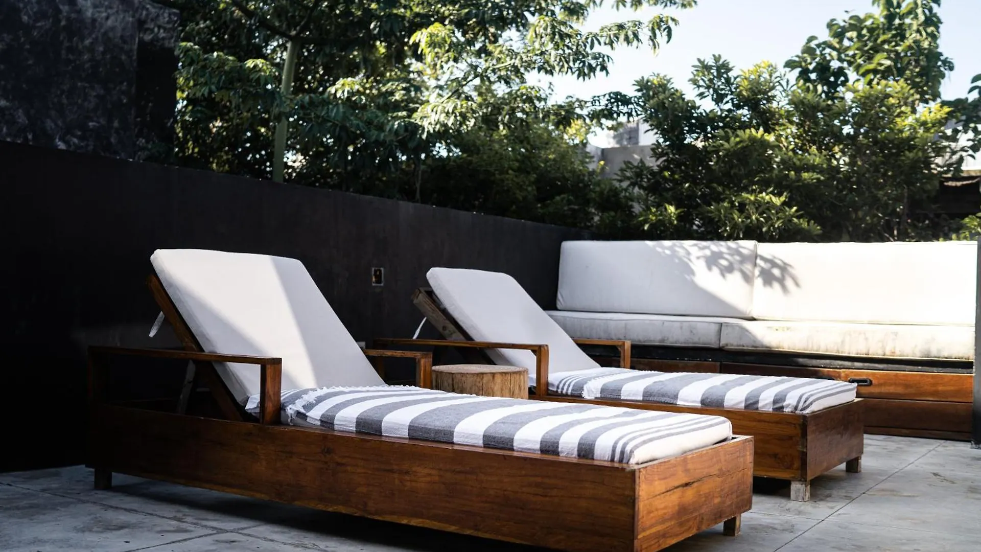 Villa Design Luxury Duo Villas, 24 Pax, 5 Pools & 2 Rooftops, Bbq, Near Beach Tulum Pueblo Mexico