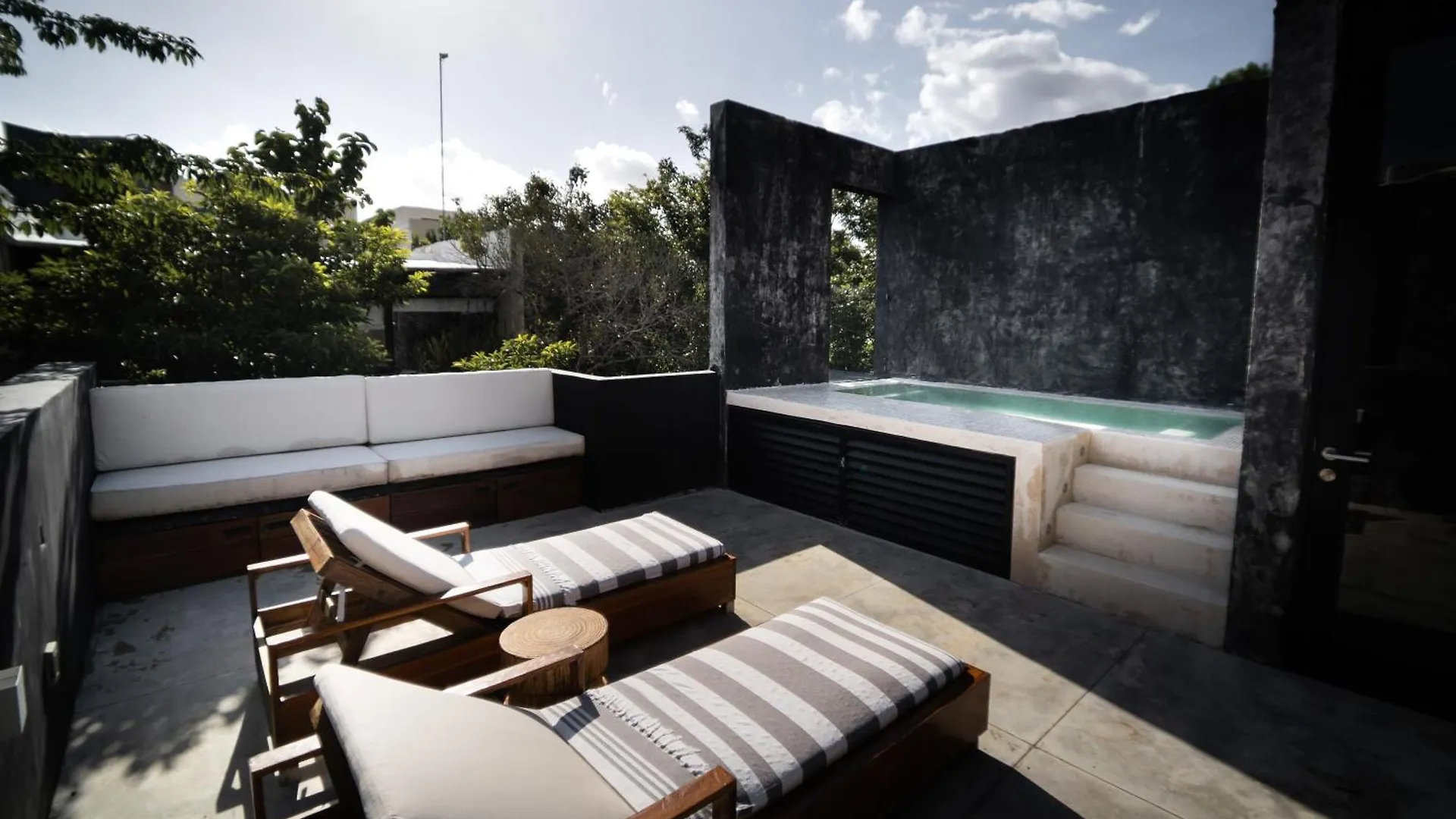 Design Luxury Duo Villas, 24 Pax, 5 Pools & 2 Rooftops, Bbq, Near Beach Tulum Pueblo