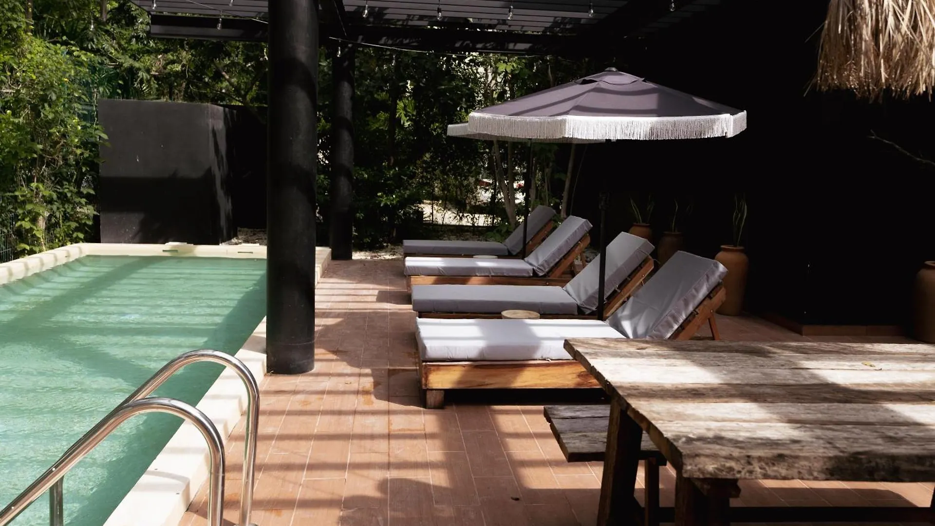 Design Luxury Duo Villas, 24 Pax, 5 Pools & 2 Rooftops, Bbq, Near Beach Tulum Mexico