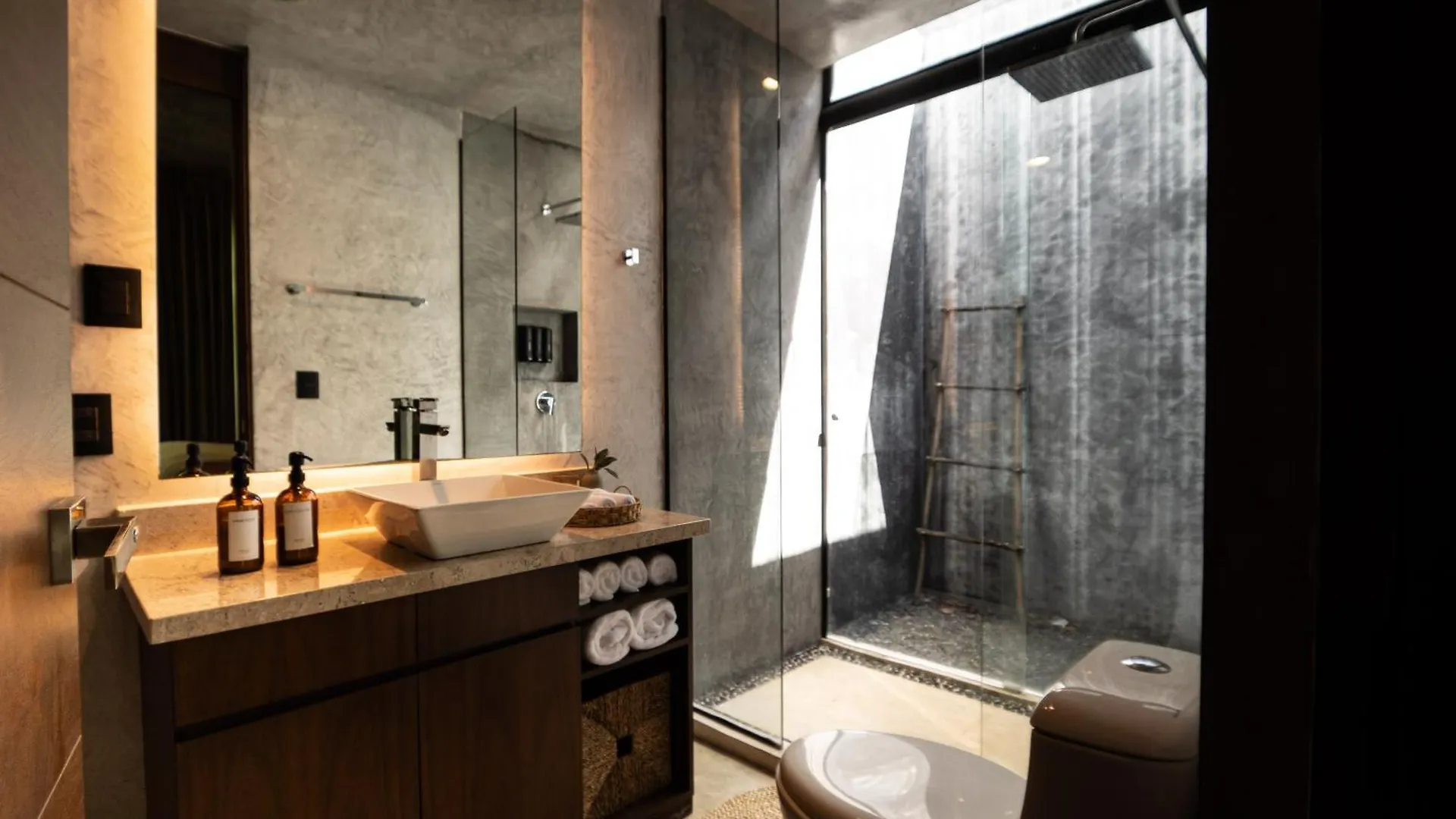 Villa Design Luxury Duo Villas, 24 Pax, 5 Pools & 2 Rooftops, Bbq, Near Beach Tulum Mexico