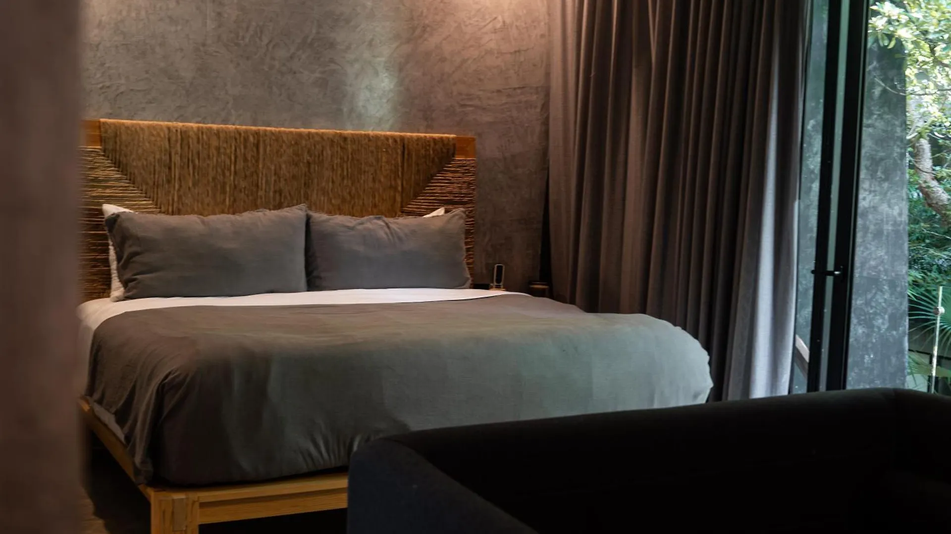 Villa Design Luxury Duo Villas, 24 Pax, 5 Pools & 2 Rooftops, Bbq, Near Beach Tulum