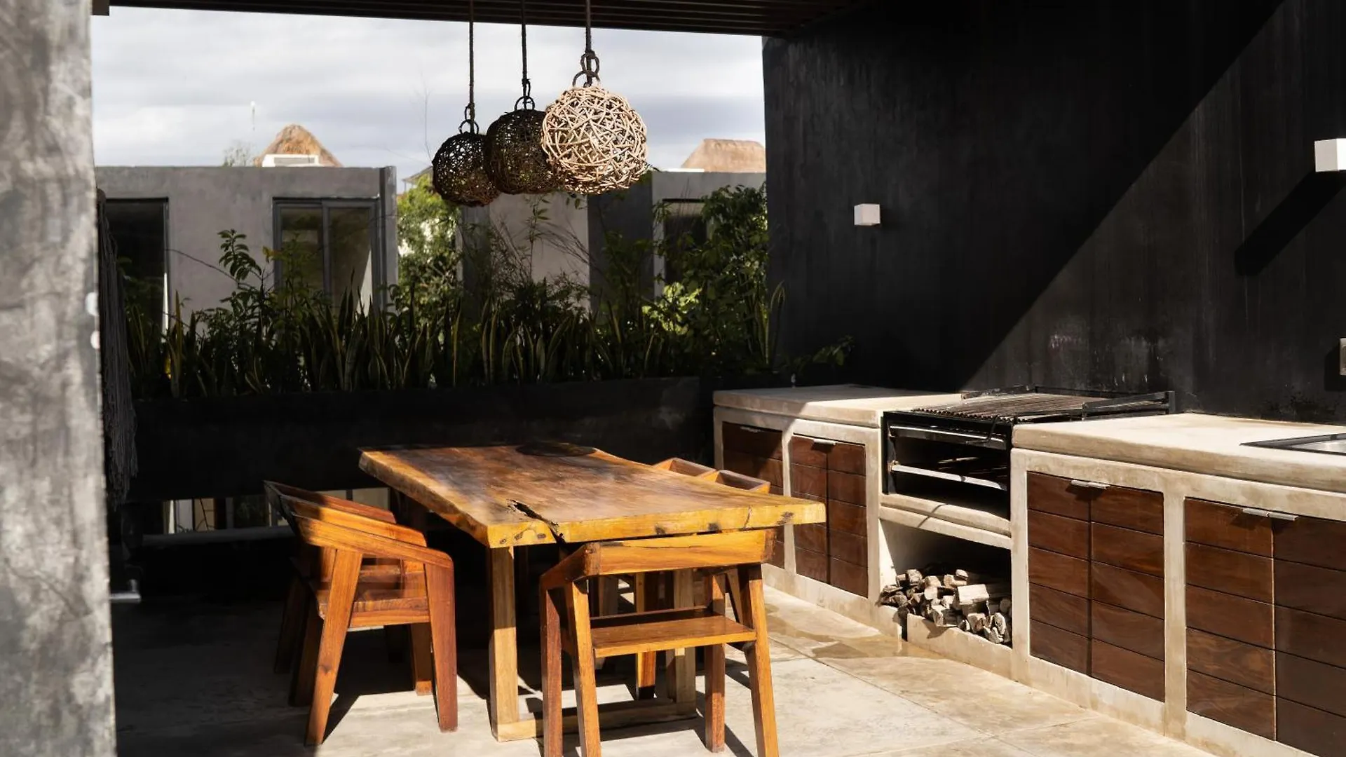 Design Luxury Duo Villas, 24 Pax, 5 Pools & 2 Rooftops, Bbq, Near Beach Tulum Villa